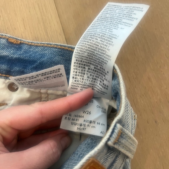 Levi’s 501 High waisted shorts size 26 - Picture 4 of 4